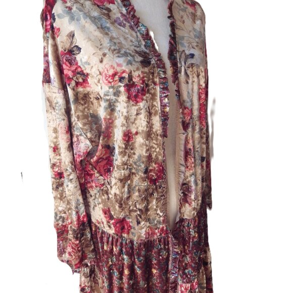 EASEL Stretch Velveteen Duster/ Cardigan/ Floral/ Ruffles - Picture 4 of 7